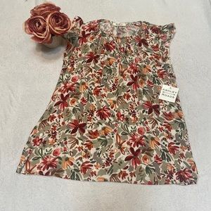 ASHLEY ROADS Floral Print Top 100% Rayon Size M NWT